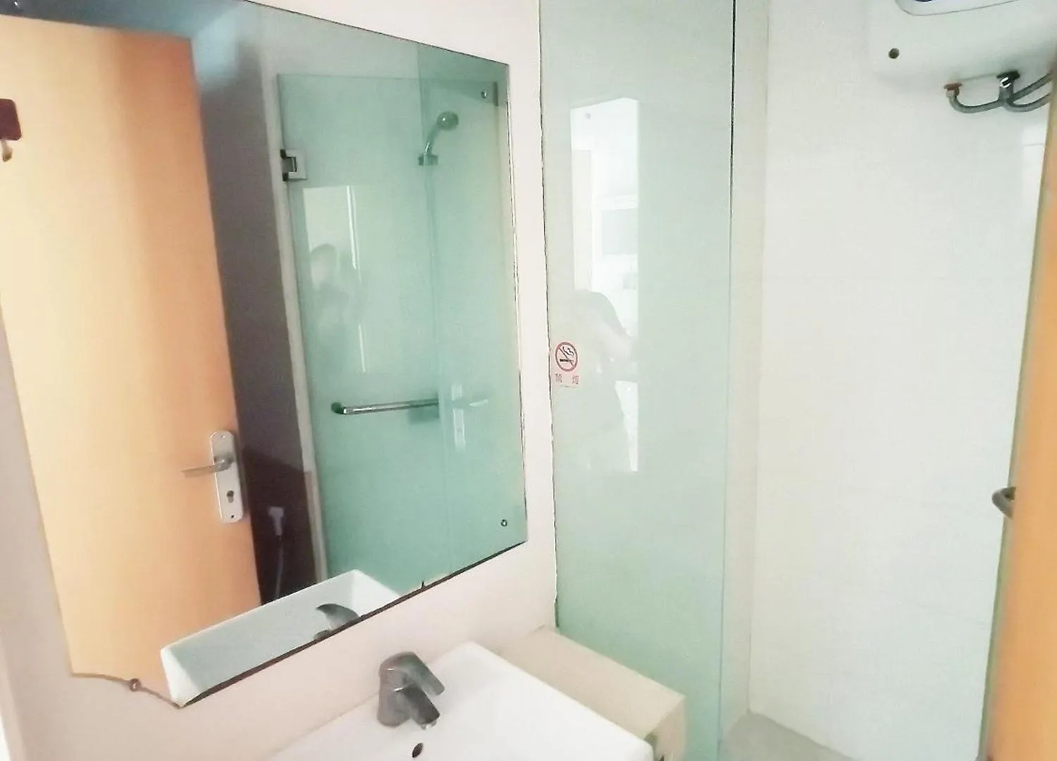 Harris Hotel & Residences Kuta Kuta  0*, Kuta (Bali) Indonesia